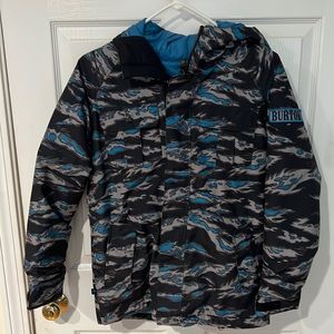 Burton Youth Large 14/16 snowboard jacket with hood